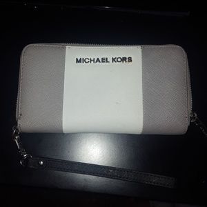 MK white/gray wallet
